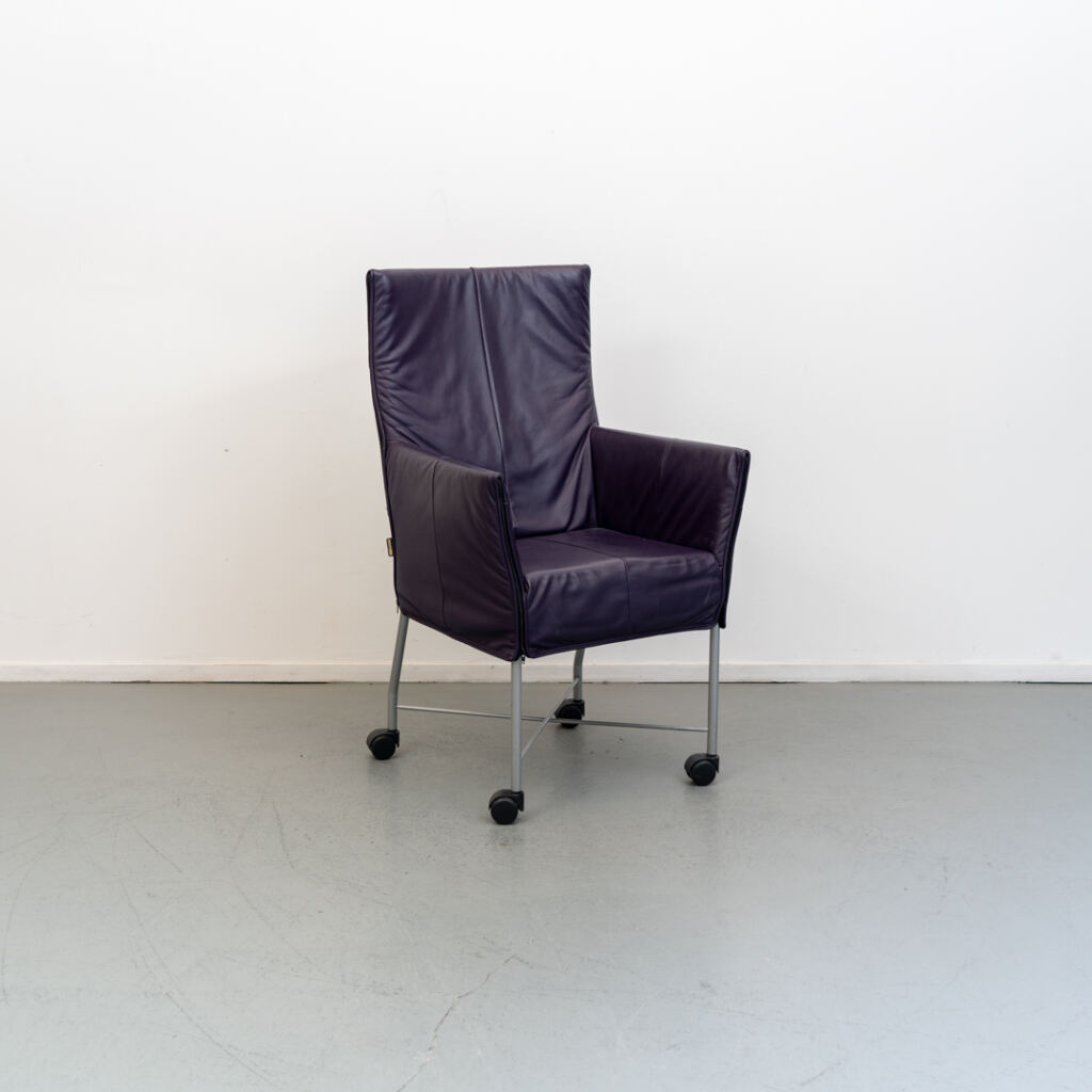 ACTIE!! 50x Montis Chaplin Stoel Paars Leer - Grijs/Wiel