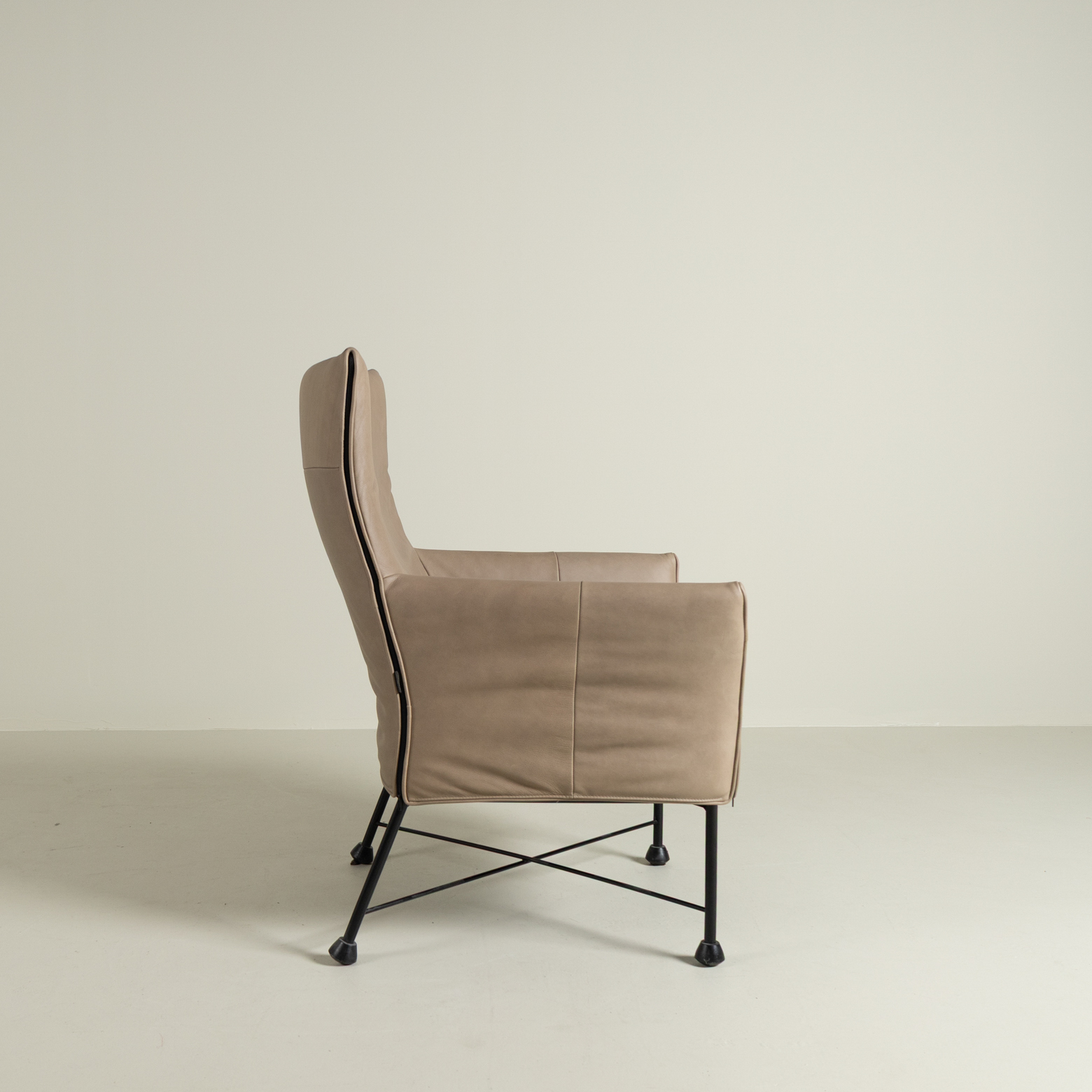Montis Charly Fauteuil Rancho Stone Leer - Zwart (Op Doppen)