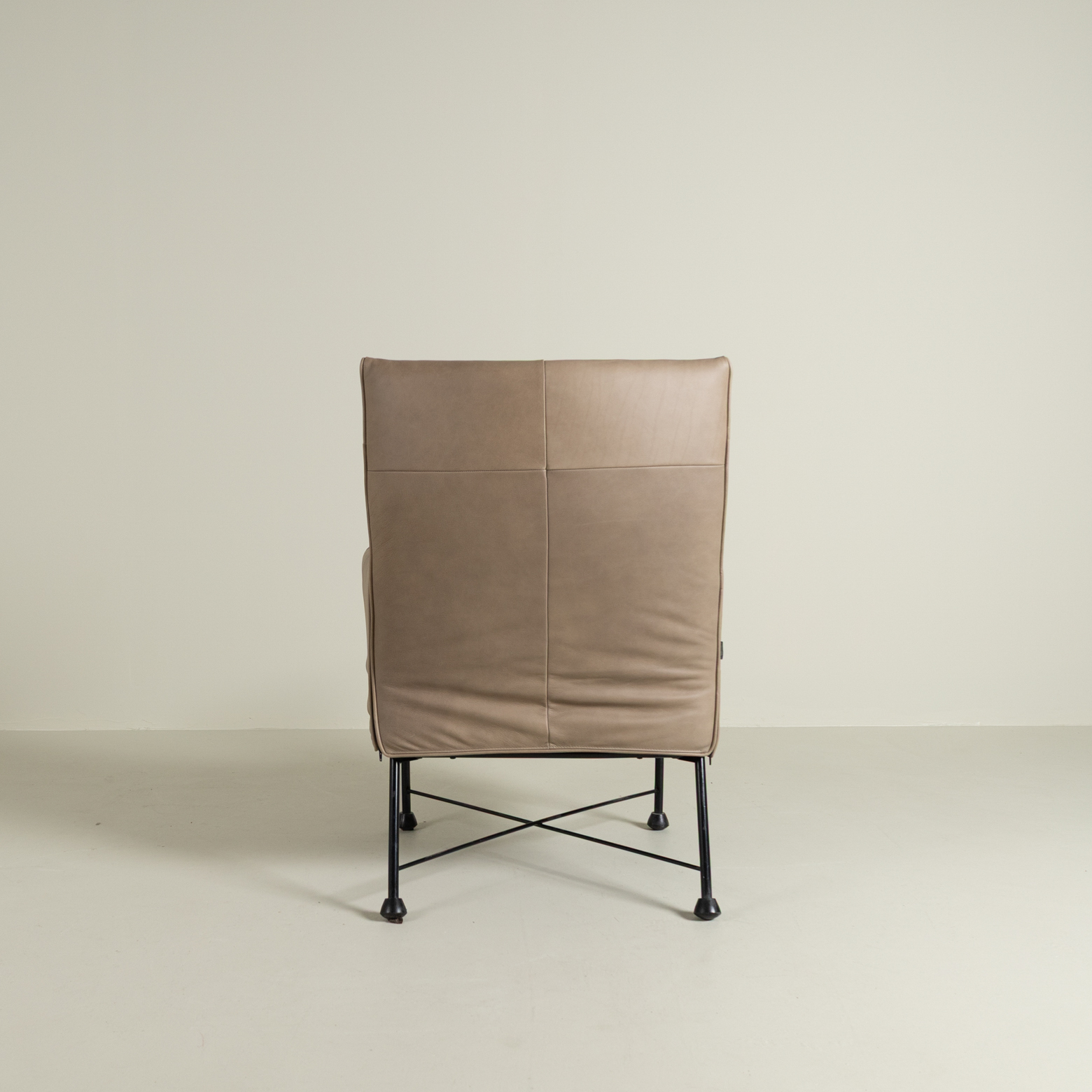 Montis Charly Fauteuil Rancho Stone Leer - Zwart (Op Doppen)