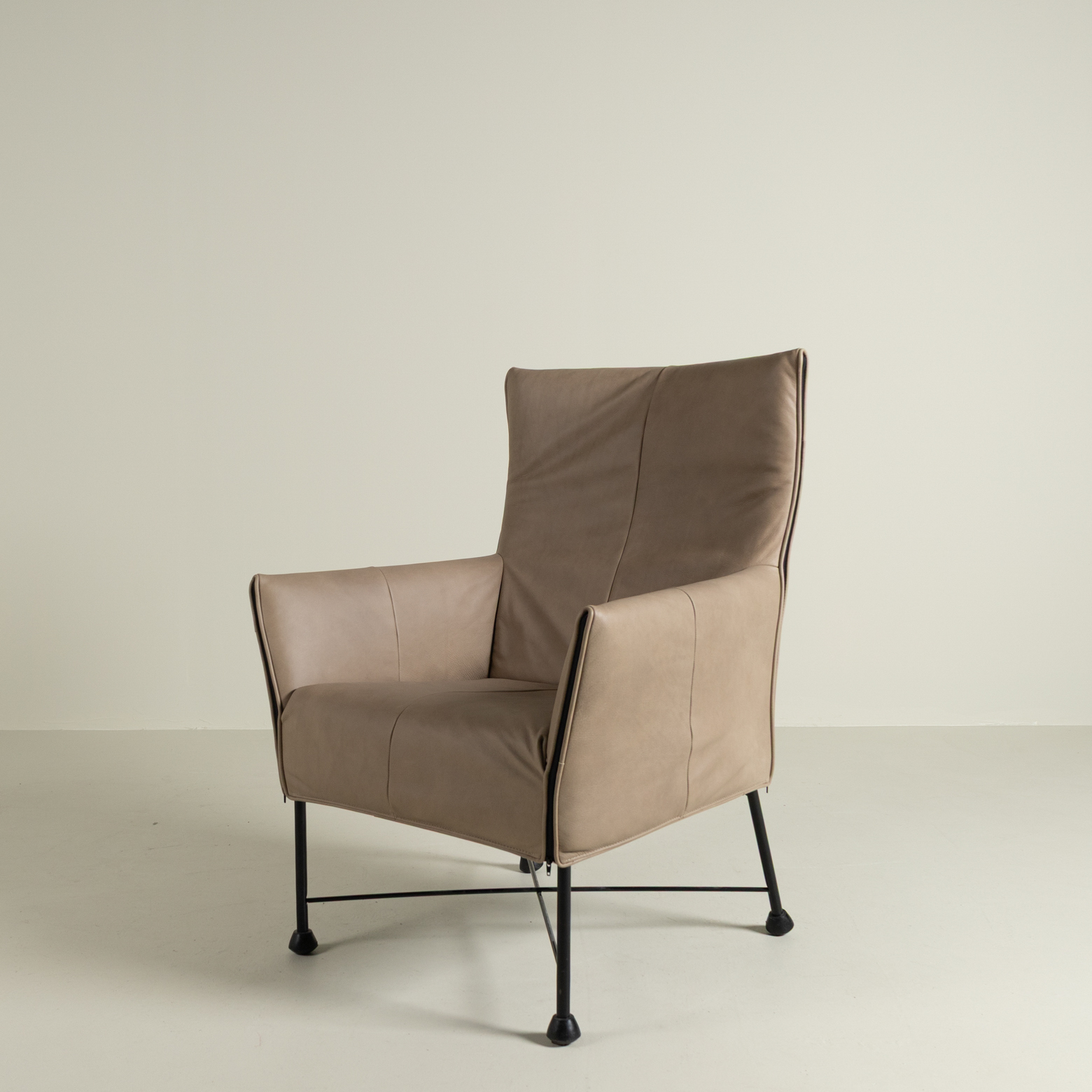 Montis Charly Fauteuil Rancho Stone Leer - Zwart (Op Doppen)